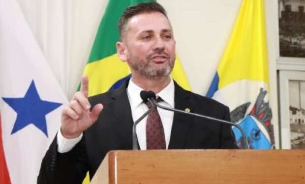 Vereador Aguinaldo Promissória é encontrado morto; namorada é filmada ao lado do corpo