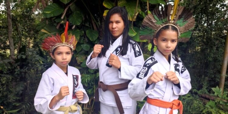 Atletas indígenas estão sendo incentivados no intuito de fortalecer a presença dos povos originários no cenário esportivo nacional e mundial.