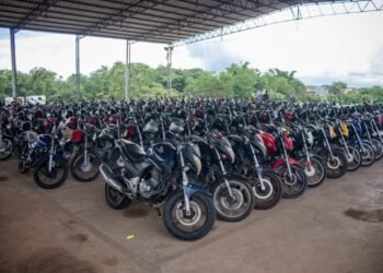 Isaque-Ramos-patio-Detran