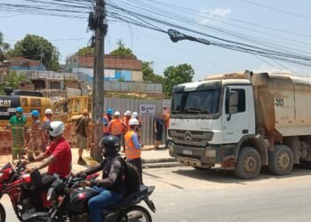 Trator matou motorista que estava na obra