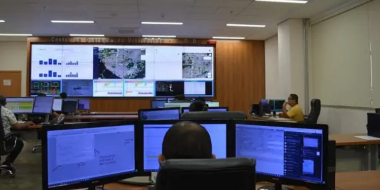 Manaus registra pico de consumo de energia e sobrecarga no sistema elétrico