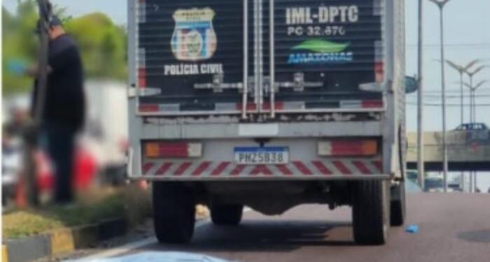 Idoso morre atropelado ao tentar atravessar avenida Djalma Batista em Manaus