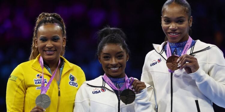 Rebeca Andrade prata