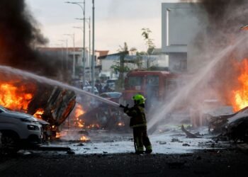 Brasileiros na zona de conflito se comunicam com Itamaraty