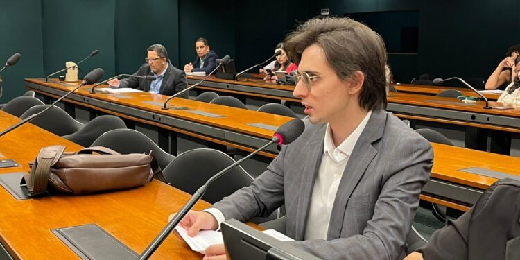 Amom Mandel inclui representantes do Amazonas em audiência pública para baratear as tarifas de energia