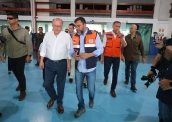 Operação Estiagem 2023: governador pede a Alckmin e ministros destravamento da BR-319 para tirar o AM do isolamento