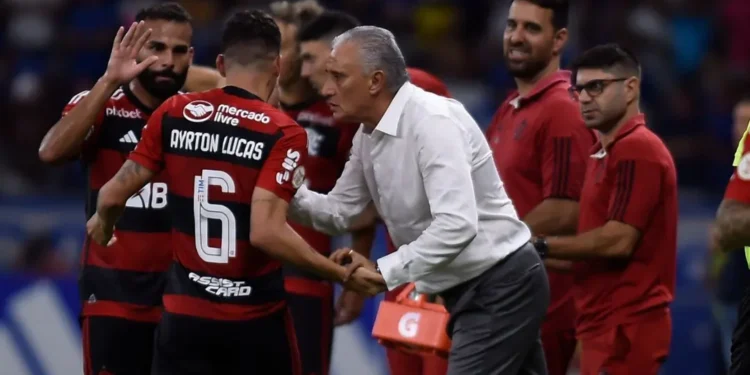 tite e jogadores do Flamengo