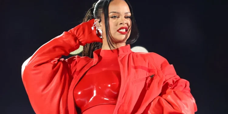 Rihanna pretende retornar com turnê