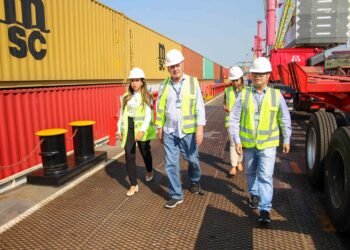 Conteineres_Serafim-BrunoLeao