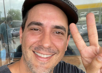 André Marques faz desabafo sobre ganho de peso após bariátrica: ‘Já estive no fundo do poço’