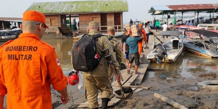 Estiagem no Amazonas: confira o boletim desta segunda-feira, 9