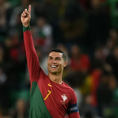 Homenagem a CR7 por seus 200 jogos com Portugal