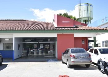 Dupla é presa por envolvimento a roubo em uma residência na zona Norte de Manaus