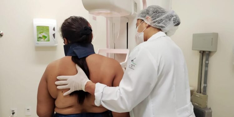 ‘Dia D do Outubro Rosa’ acontece em unidades de saúde das zonas Sul e Oeste, em Manaus