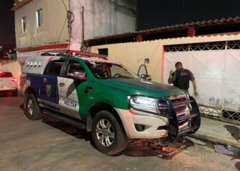 homem-morto-a-facadas