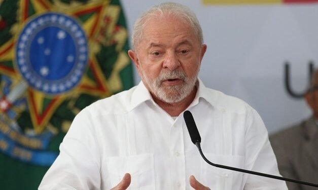 lula-volta-a-trabalhar