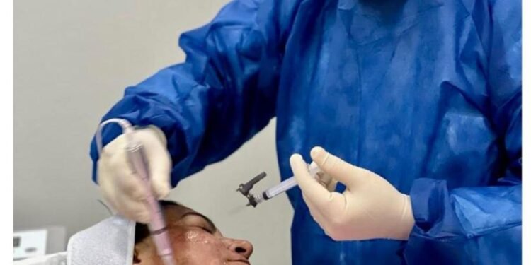 médico Alcidarta Gadelha ministra curso sobre microagulhamento (2)