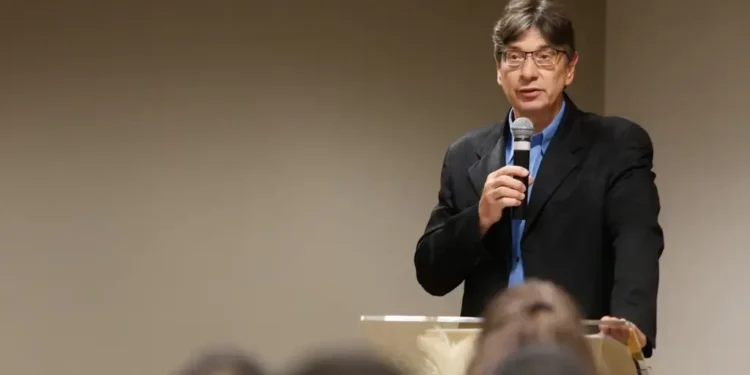 Presidente do IBGE revela discussões para realizar Censo 2030 com alternativas híbridas