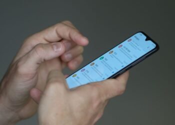 uso_de_smartphone_e_celular