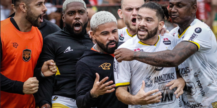 Amazonas FC renova contrato