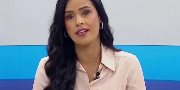 Jornalista-Elaine-Santos