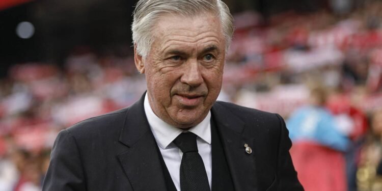José Mourinho diz que Ancelotti deve permanecer no Real Madrid