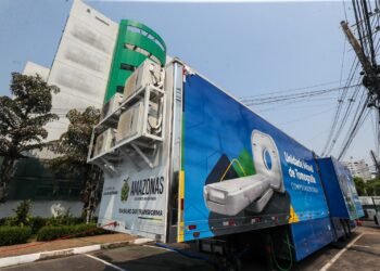 Amazonas implanta serviço com carreta de apoio para a realização de exames de imagens