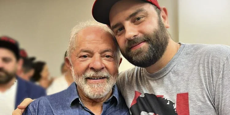 Foto Lula e seu filho Luis Claudio