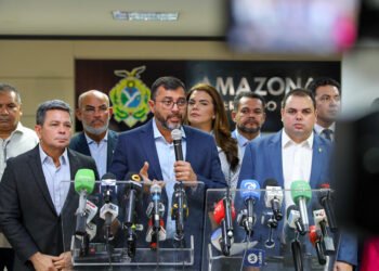 Foto Wilson durante coletiva de convocação dos aprovados em concurso