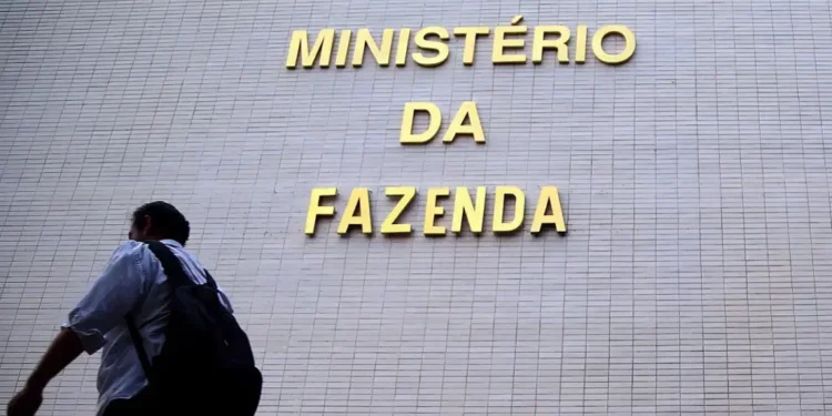 Foto da fachada do Ministério da Fazenda