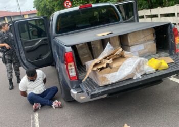 picape-com-droga-manaus