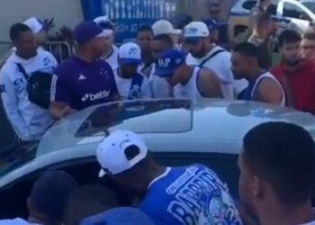 Foto torcedores cruzeiro