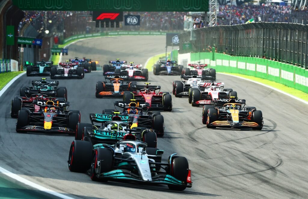 F1: GP de São Paulo deve ter chuva nos treinos desta sexta, 3