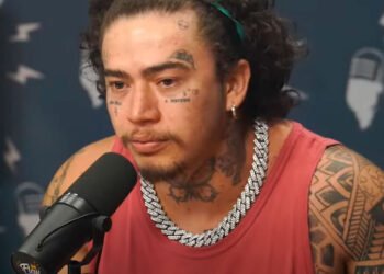 Foto do comediante Whindersson em entrevista