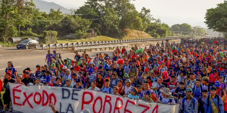 EUA e México manterão passagens de fronteira abertas