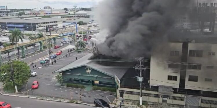 incêndio Manaus