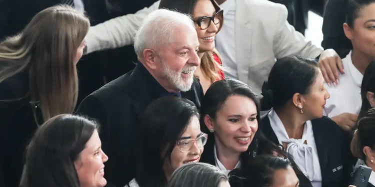 Lula diz que 2023 foi para arrumar a casa