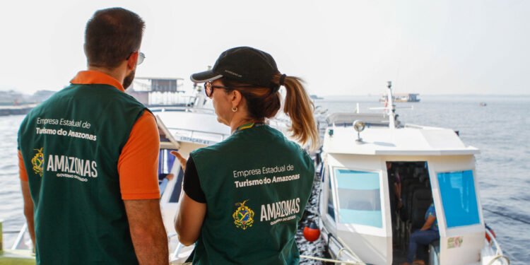 Amazonastur alerta visitantes sobre riscos de golpe ao contratar serviços turísticos irregulares