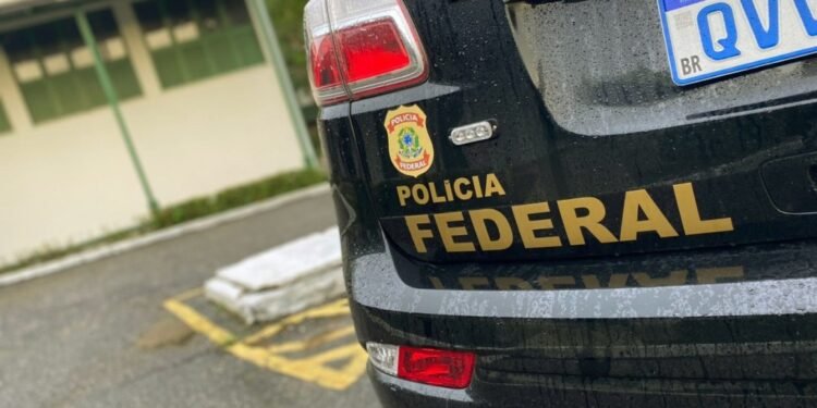 Arthur Lira pede à PF escolta para Amom Mandel