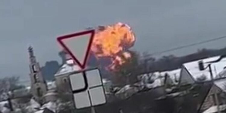 explosao-aviao