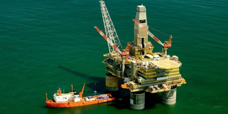 Balança comercial tem superávit de US$ 1,484 bi na 4ª semana de fevereiro