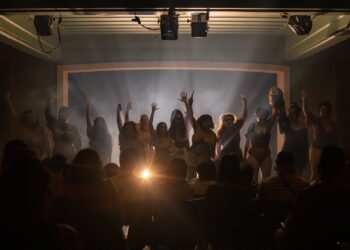 O sucesso Cabaré Chinelo terá nova temporada ainda em fevereiro (Foto: Rudá Marques).