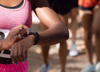 'Mulheres Largam na Frente'