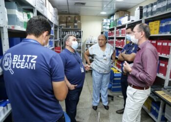 TCE-AM realiza inspeção na FCecon; confira