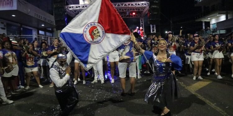 Andanças de Ciganos encerra temporada de ensaios