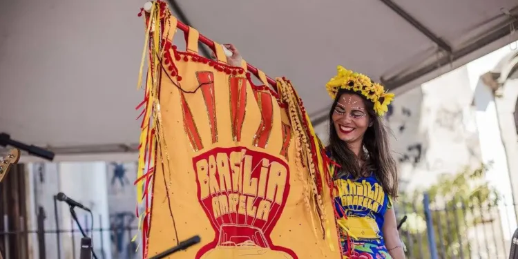 nostalgia dos fãs do grupo Mamonas Assassinas