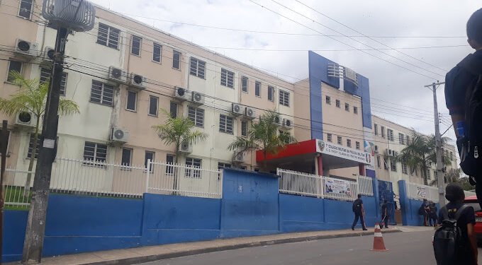 escola militar Eliana Freitas