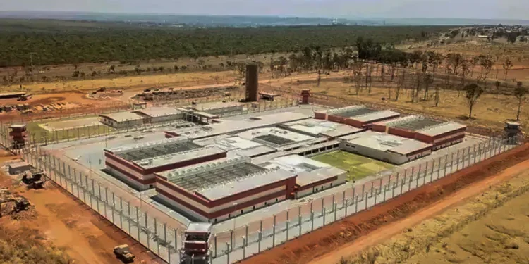 Ministério estende por mais cinco dias restrições em prisões federais