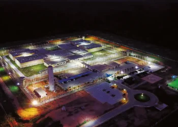 Ministério da Justiça envia equipe a Mossoró após fuga de presos