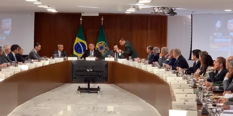 Jair Bolsonaro, vídeo sobre tentativa de golpe, operação da PF no AM: confira um resumo das últimas notícias sobre o caso
